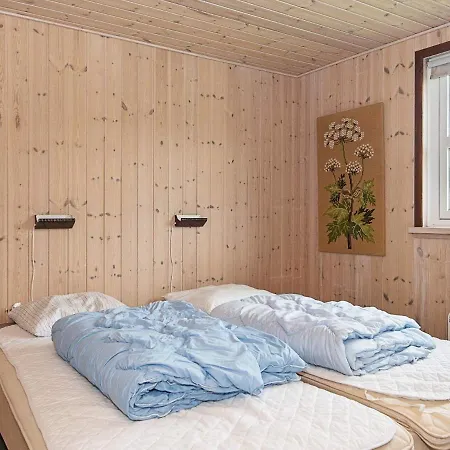 7 Person Holiday In Bl Vand Blåvand