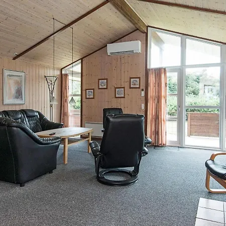 7 Person Holiday In Bl Vand Semesterbostad Blåvand
